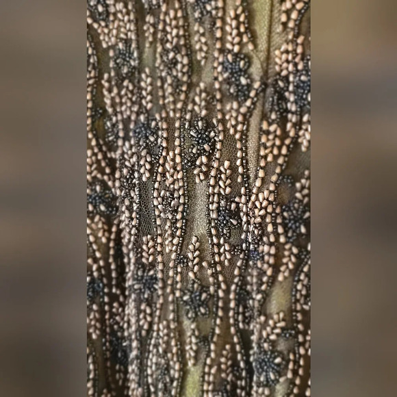 Gorgeous top - Picture 7 of 13